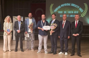 ESOGÜ öğretim üyesinin başarısı 