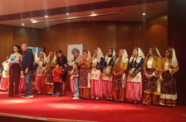 ESSİVDER Halk Oyunları Topluluğu yılsonu gösterisi yoğun ilgi gördü 