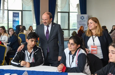ETÜ’de "Bağımlılıkla Mücadele Öğrenci Çalıştayı" düzenlendi 