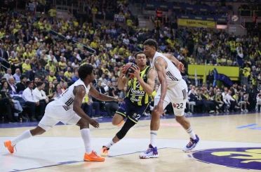 Euroleague: Fenerbahçe: 69 - Real Madrid: 74 