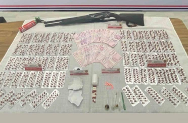 Evinde ve aracında uyuşturucu bulunan şahıs tutuklandı 