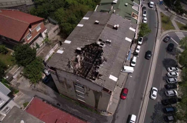 Eyüpsultan’da çatı tamirinden sonra yangın çıktı, daire kullanılamaz hale geldi 