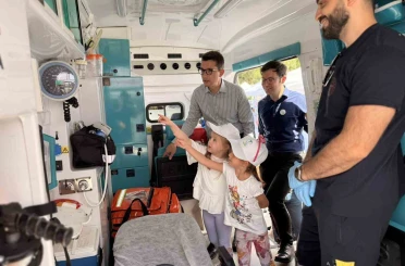 Ezine’de ’Sağlıklı Çocuk, Sağlıklı Gelecek’ etkinliği 