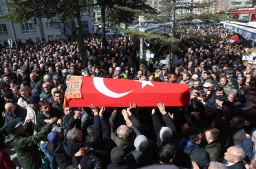 Fatma Nur öğretmenin acılı amcası: "Fatma Nur okulunda sevilen, iyi bir öğretmendi" 