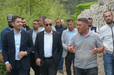 Feke’de Sokak Sağlıklaştırma Projesi yerinde incelendi 