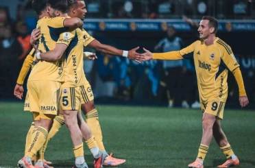 Fenerbahçe, galibiyet serisini 5 maça çıkardı 