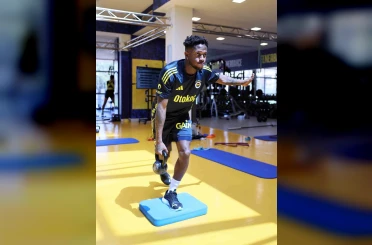 Fenerbahçe, salonda kuvvet çalıştı 