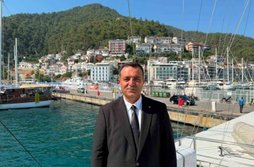 Fethiye’de şehit denizciler anısına denize çelenk bırakıldı 