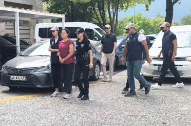 FETÖ’cü Burkay Karatepe’nin ablası tutuklandı 