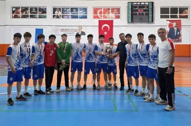 Futsalda şampiyonluk sevinci 