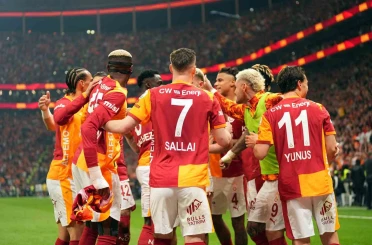 Galatasaray, Fenerbahçe ile puan farkını 7’ye çıkardı 