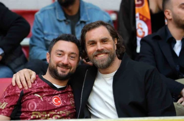 Galatasaray’dan stadyumda taraftara açık antrenman 