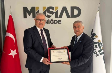 Gazetecilere anlamlı hediye: Her basın mensubu için bir fidan 