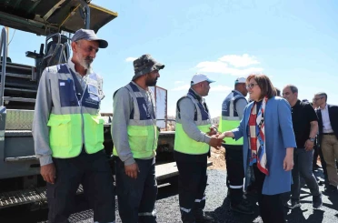 Gaziantep Büyükşehir asfalt sezonunu açtı 