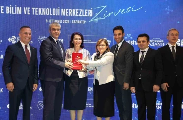 Gaziantep Büyükşehir ev sahipliğinde 5’inci Türkiye Bilim ve Teknoloji Merkezleri Zirvesi düzenlendi 