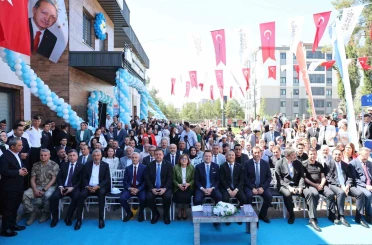 Gaziantep Büyükşehir, Meral-Beyhan Uslu Alzheimer Merkezi’ni hizmete açtı 