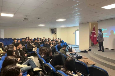 Gaziantep Kolej Vakfı Özel Liseleri öğrencileri Ankara ve İstanbul’u mercek altına aldı 