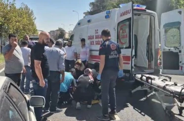 Gaziantep’te zincirleme kaza: 6 araç çarpıştı, 2 kişi yaralandı 