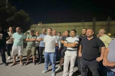 Gemlik’te liman sahasında iş durdu 
