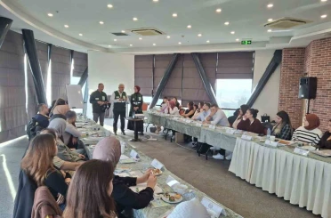 Genç avukatlar bağımlıların ilk "tedavi rehberi" olacak 