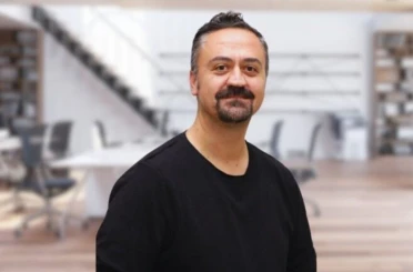 Genç iletişimcilere çağrı: "Dijital beceriler tek başına yetmez" 