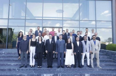 Genç iş dünyasında örnek iş birliği 