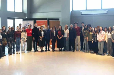 Gençler Nilüfer’de "İfade özgürlüğü" konuşuldu 