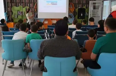 Gençlere dijital dünyanın riskleri anlatıldı
