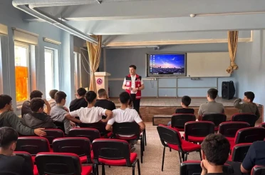 Gençlere dijital güvenlik eğitimi 