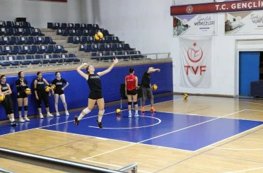 Gençlere örnek özverili sporcular 