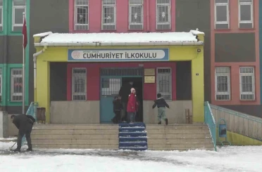 Gercüş’te eğitime 1 gün ara verildi 