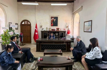Gercüş’te kaymakamlık makamı geleceğin teminatı çocuklara emanet 