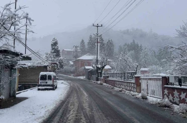 Giresun’da 7 ilçede eğitime kar engeli 