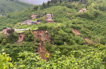 Giresun’da heyelan riski nedeniyle toplam 33 konut tahliye edildi 