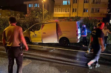 Giresun’da seyir halindeki otomobil alev alev yandı 