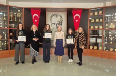GKV’li öğrenciler dünyanın farklı ülkelerinde gençlik kamplarına gidecek 
