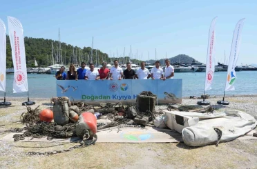 Göcek Halk Plajı’nda deniz dibi temizliği tamamlandı 