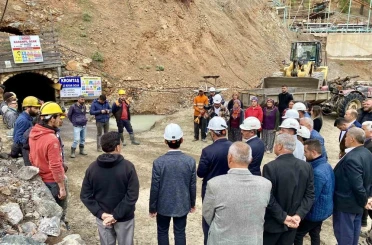 Göçükten sağ olarak kurtarılıp alkışlarla karşılanan madenci hayatını kaybetti 