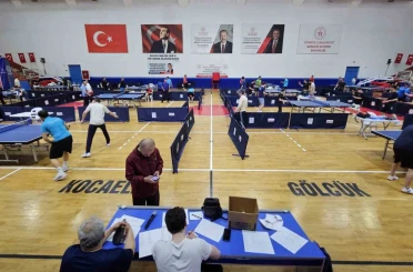 Gölcük’te masa tenisi heyecanı 