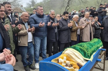 Gölette boğulan çocuk gözyaşlarıyla son yolculuğuna uğurlandı 