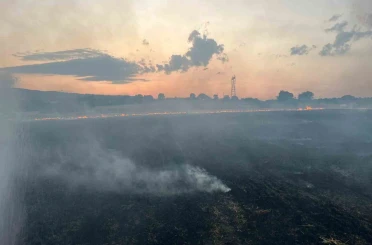Gönen’de geniş alanda çıkan arazi yangını ekiplerin müdahalesiyle söndürüldü 