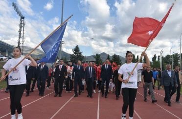 GSB’den davet: "Okullar bitti haydi çocuklar spora" 
