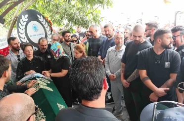 Güllü son yolculuğuna uğurlanıyor 
