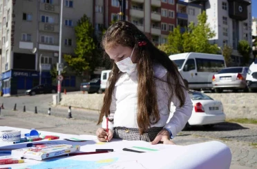Gümüşhane’de "Filistinli Çocuklar İçin Çiz" etkinliği düzenlendi 
