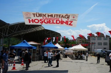 Gümüşova’da keşkek etkinliği düzenlendi 