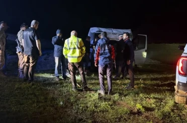 Hakkâri’de mahsur kalan 8 vatandaş kurtarıldı 