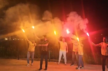 Hasköylü taraftarlardan Muşspor’a meşaleli destek 