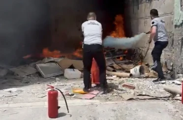 Hastane inşaatında ki yangını güvenlik görevlileri engelledi 