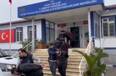 Hatay’da 52 göçmen yakalandı, 12 organizatör tutuklandı 