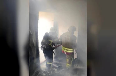 Hatay’da alevlere teslim olan konteyner kullanılamaz hale geldi 